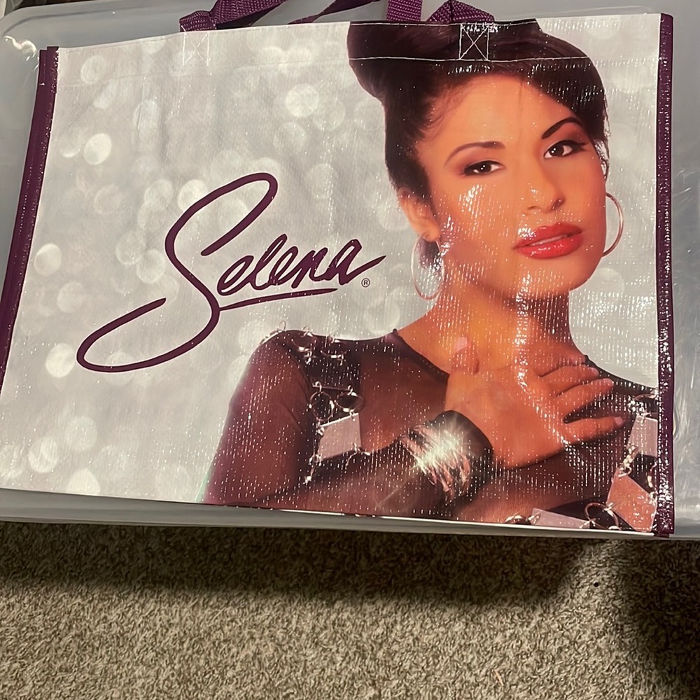 HEB Selena Reusable bag